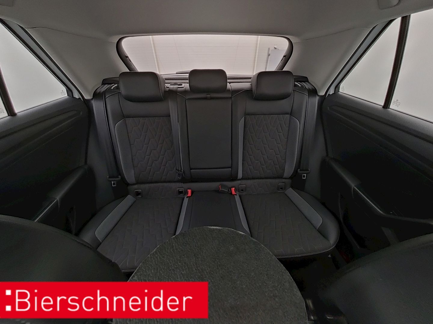 Volkswagen T-Roc - Bild 17