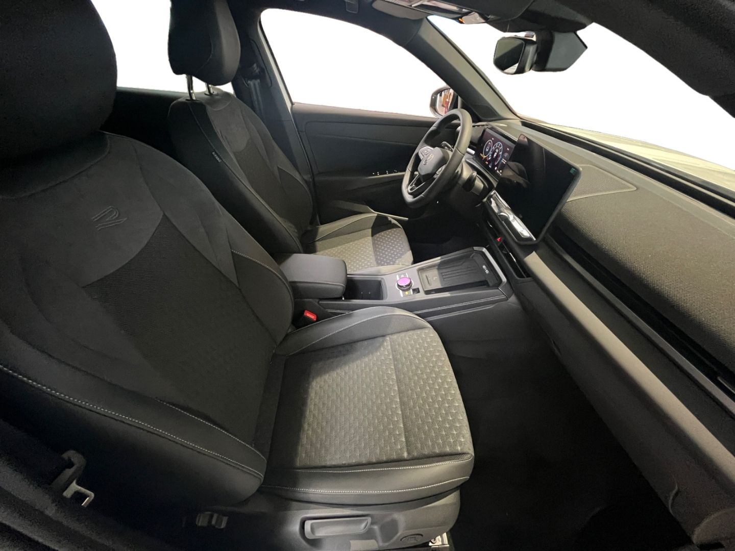 Volkswagen T-Roc - Bild 15