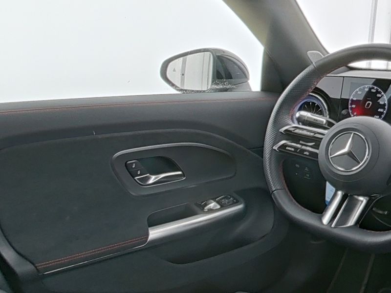 Fahrzeugabbildung Mercedes-Benz CLA 250+ EQ AMG+PANO+NIGHT+MULTIB+MASSAGE+DISTR+
