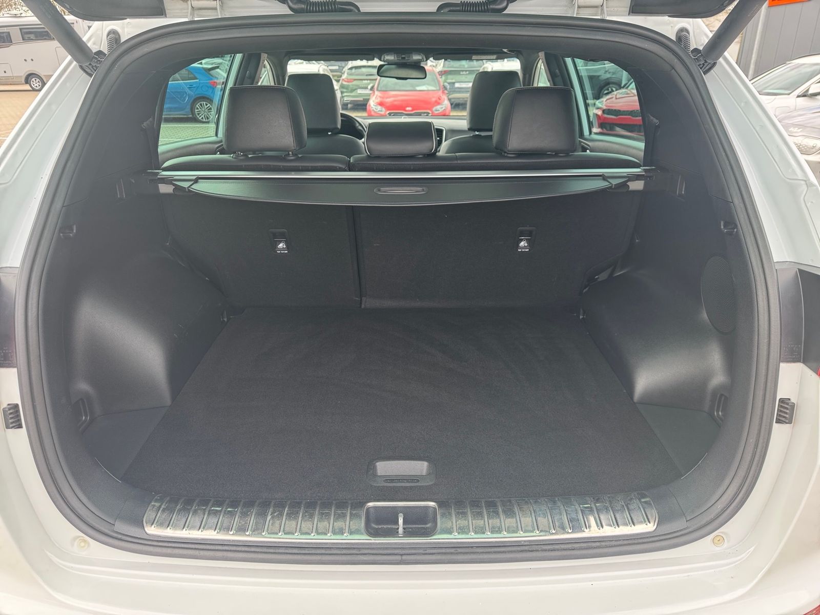 Fahrzeugabbildung Kia SPORTAGE 2.0D 185 AWD AT GTLINE GD TECH LED