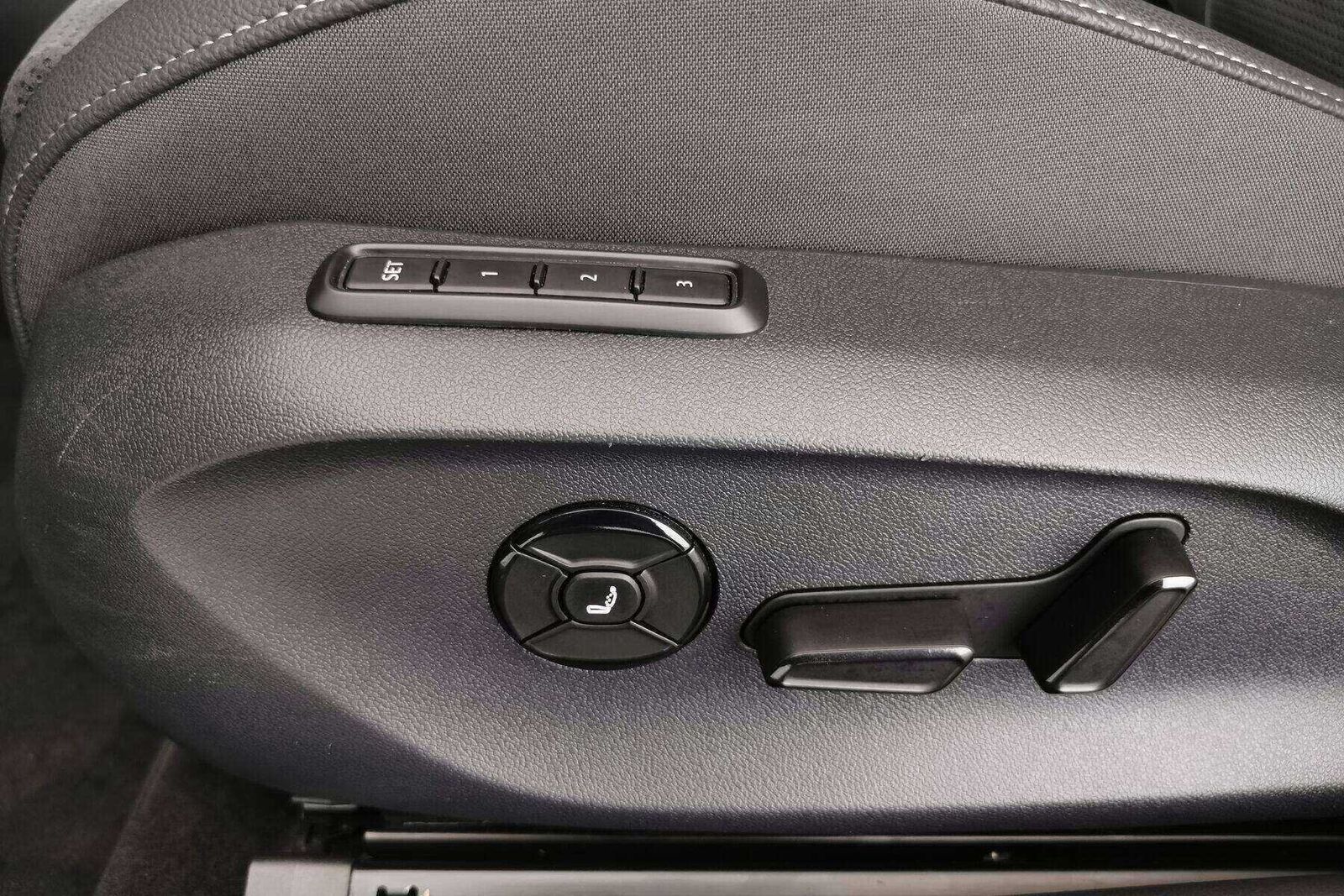 Skoda Superb 2.0 TSI Sportline|HUD|PANO|AreaView|AHK foto 19