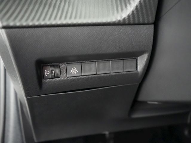 208 ACTIVE PURE TECH+LED+SITZHEIZUNG+DAB+KLIMAAN