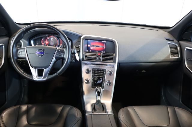 Volvo XC60 Summum XEN+LEDER+KAM+MEM+PANO+20"