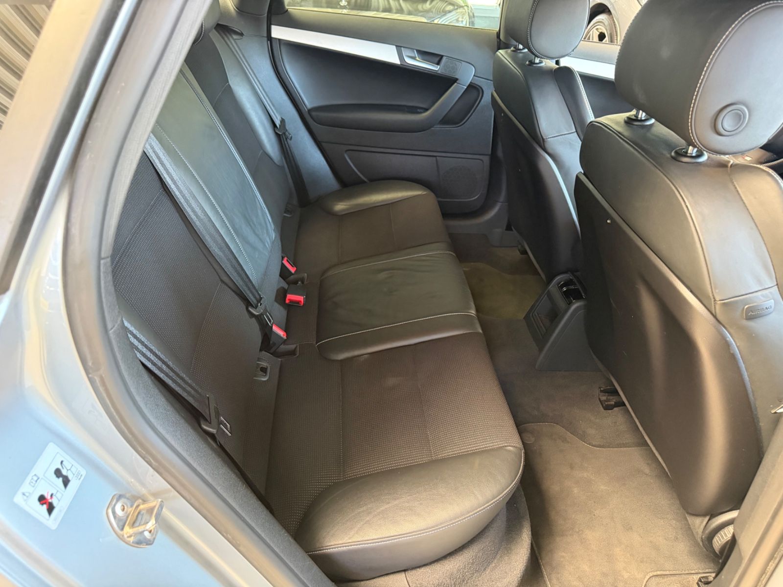 Fahrzeugabbildung Audi A3 Sportback 1.8 TFSI S line Sportpaket plus
