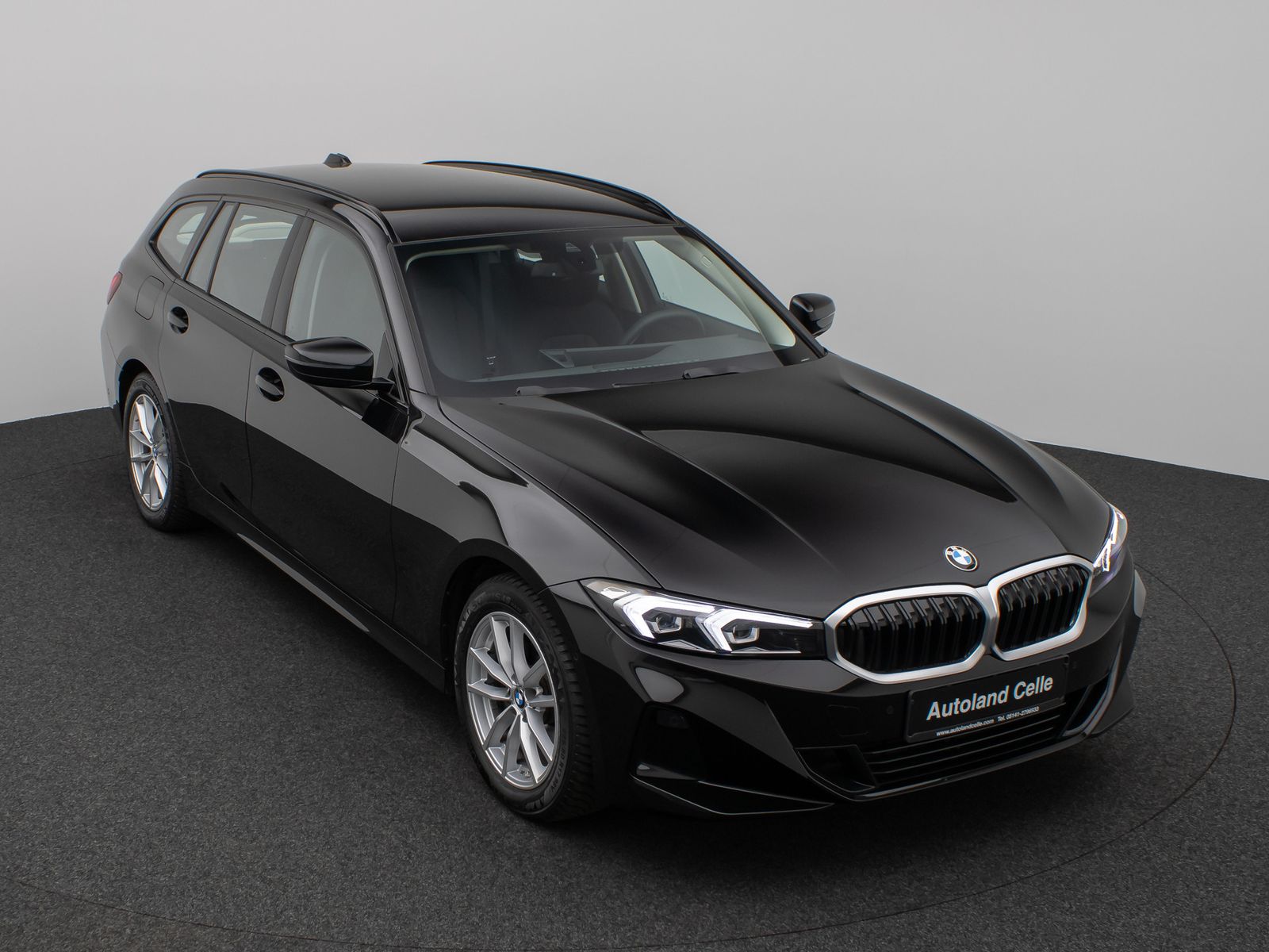 Fahrzeugabbildung BMW 318i Kamera DAB CockPit+ Alarm Geschwindigkeitsr