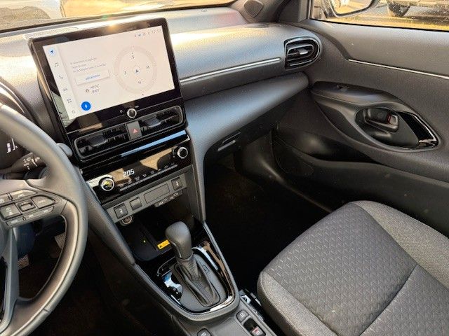 Fahrzeugabbildung Toyota Yaris Cross Teamplayer 1.5l Hybrid 130PS Kamera!