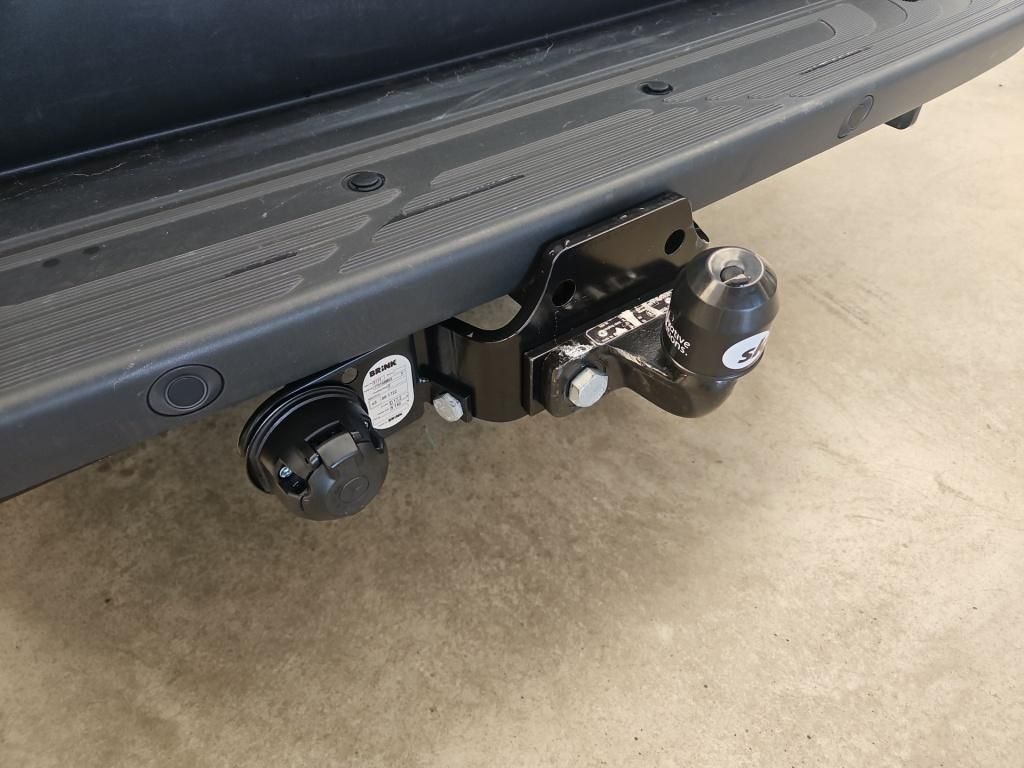 Fahrzeugabbildung Mercedes-Benz Sprinter 317 Kasten L2H2 3,5tAHK Schwingsitz SHZ