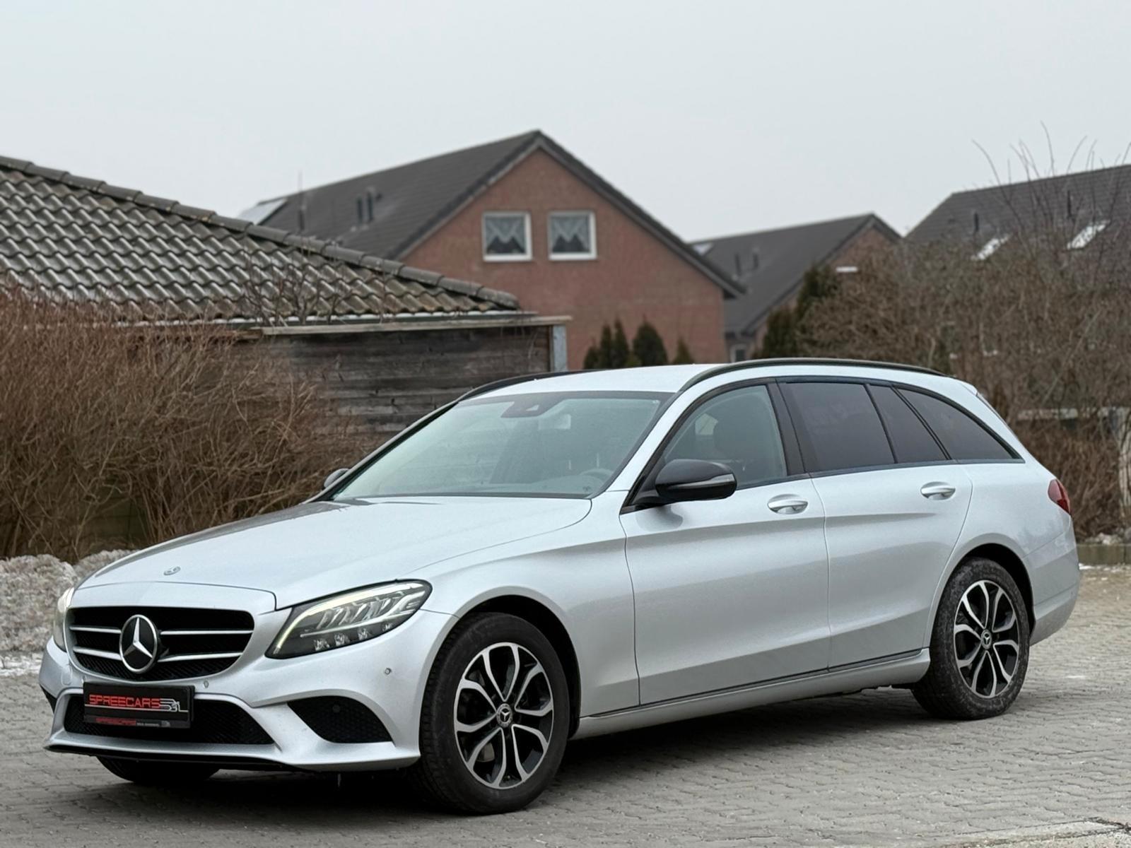 Mercedes-Benz C 220d*1.BESITZ*NIGHT-PAKET*LED*NAVI*TOUCH*TOP
