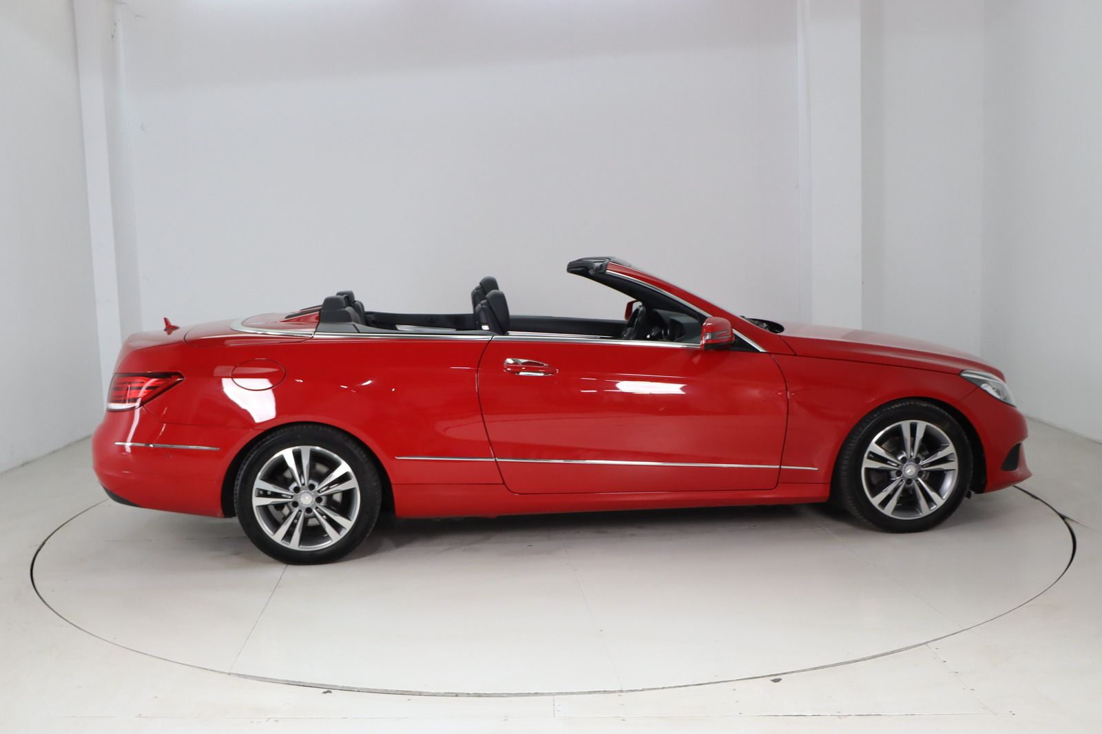 Fahrzeugabbildung Mercedes-Benz E 200 CGI Cabrio aus 1. Hand MwSt. ausw.