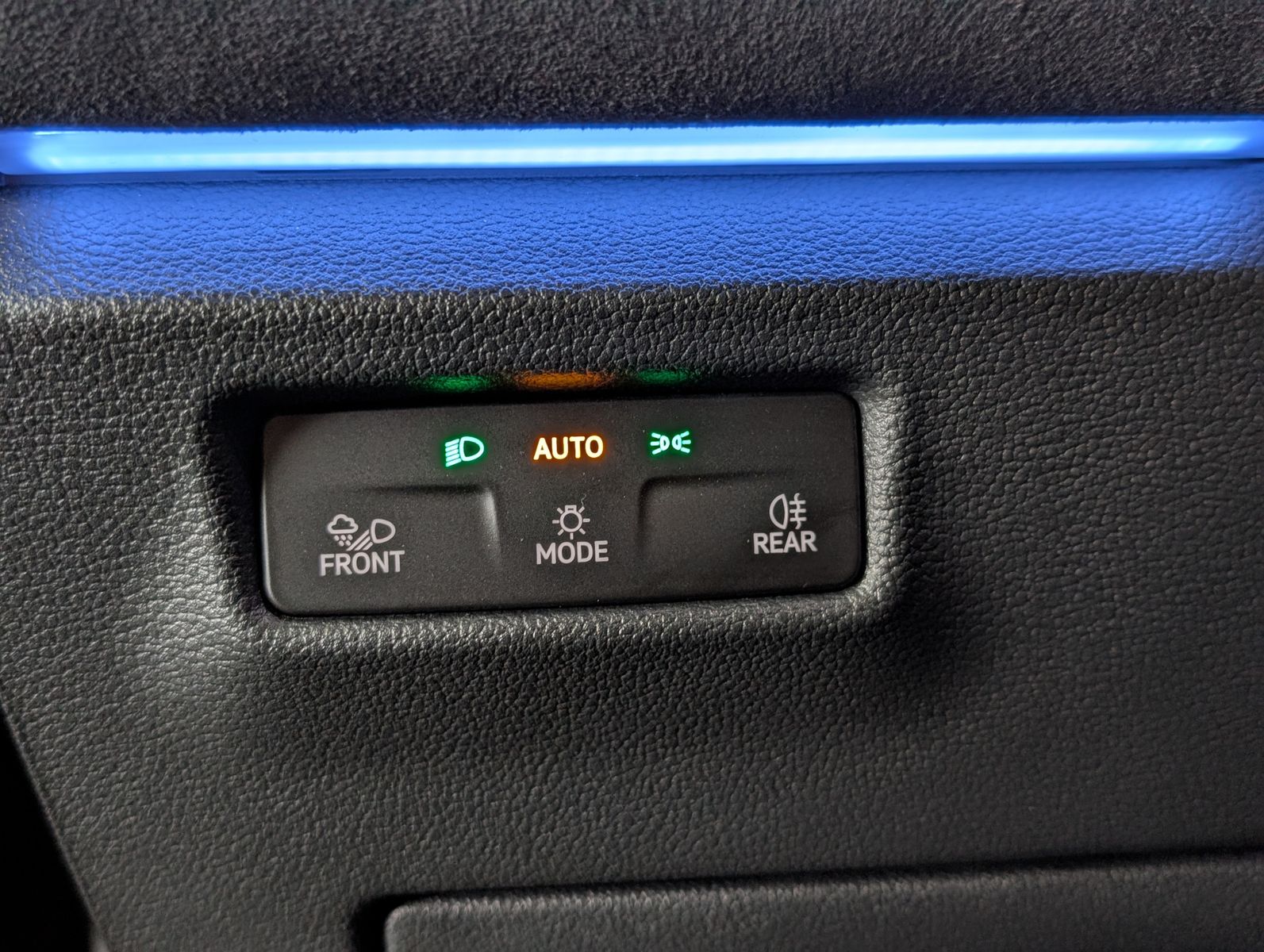 Fahrzeugabbildung Volkswagen Tayron R-Line 360°H&K HUD PANO IQ-LIGHT BLACK 7S