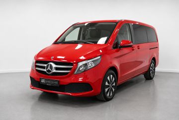 Mercedes V 220 - 2