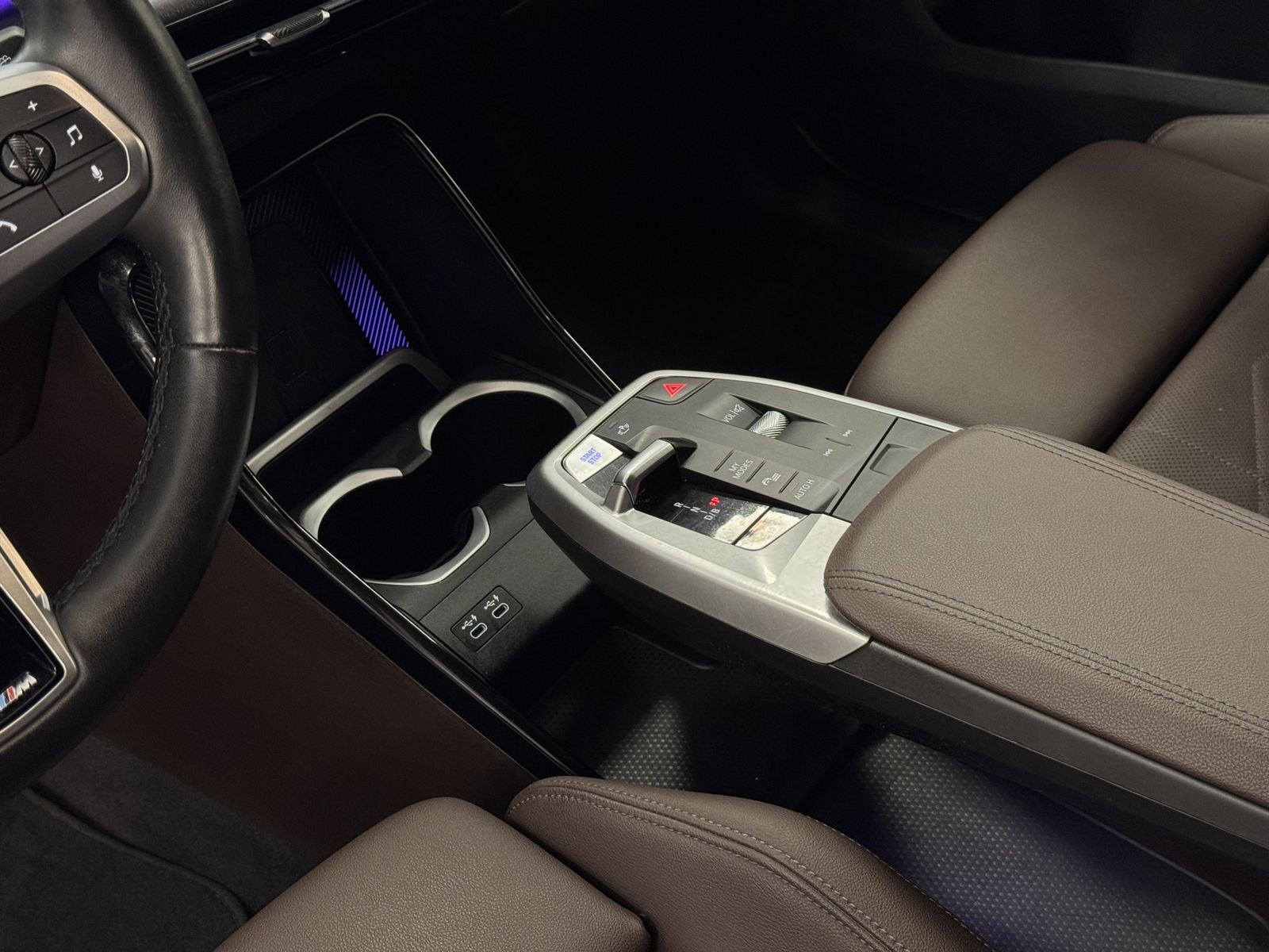 BMW iX1 30 xDrive M-Paket HUD Leder LED ACC Memory foto 16
