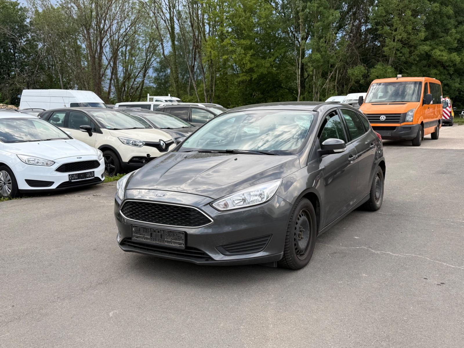 Ford Focus Limousine*NAVI*SHZ*MULTI*