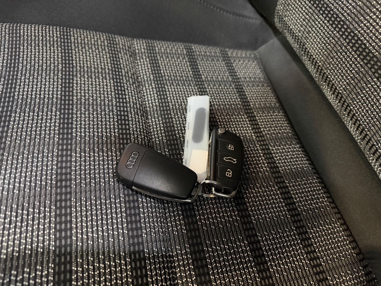 Fahrzeugabbildung Audi Q3 sport