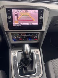 Volkswagen Passat Variant - 11