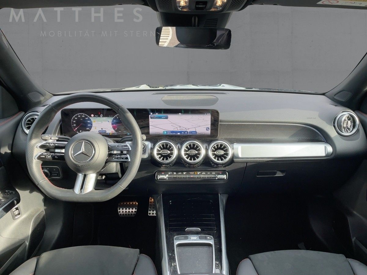 Fahrzeugabbildung Mercedes-Benz GLB 200 AMG/Pano/360°/AHK