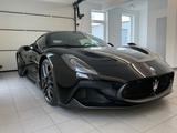 Maserati MC20 3.0 V6 DCT - schwarze Maserati MC20