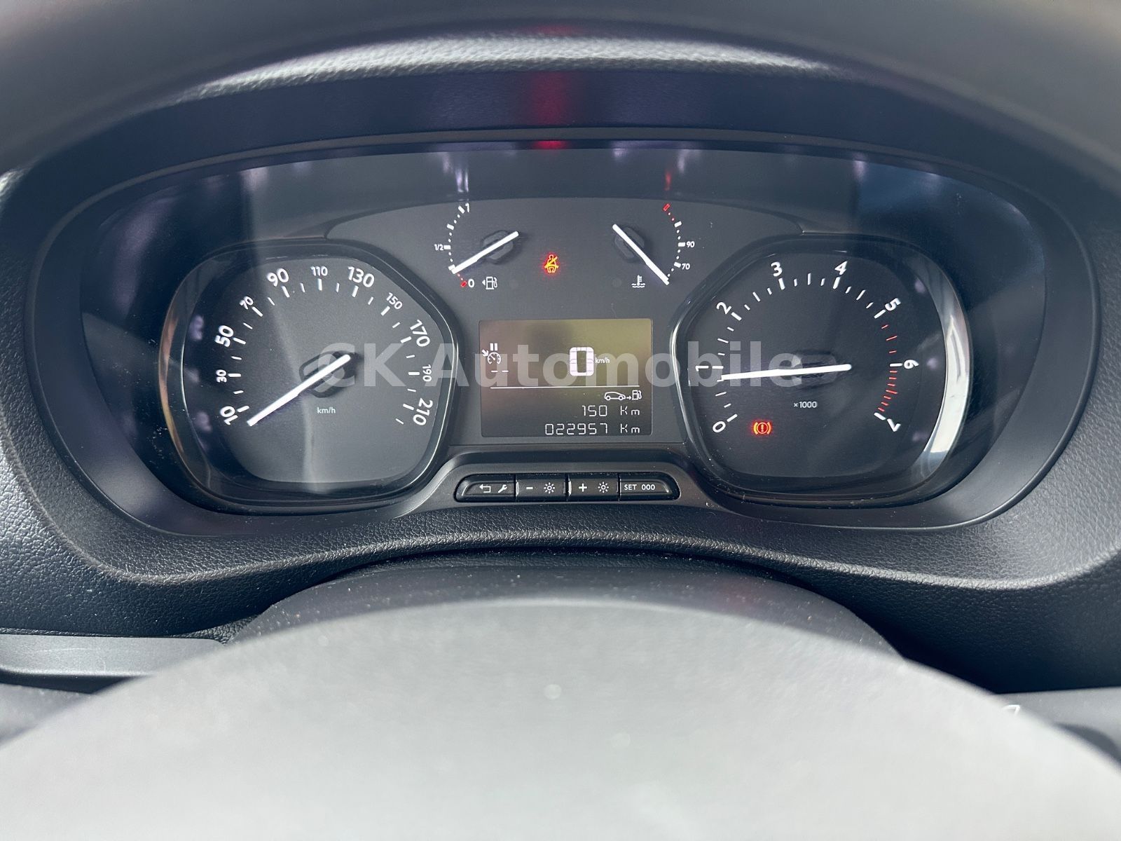 Fahrzeugabbildung Opel Vivaro Kasten 2.0 Diesel EditionL3/Klima/PDC/Kam