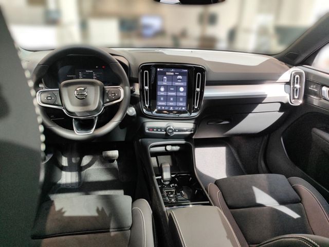 VOLVO XC 40 (Bild 17 von Array)