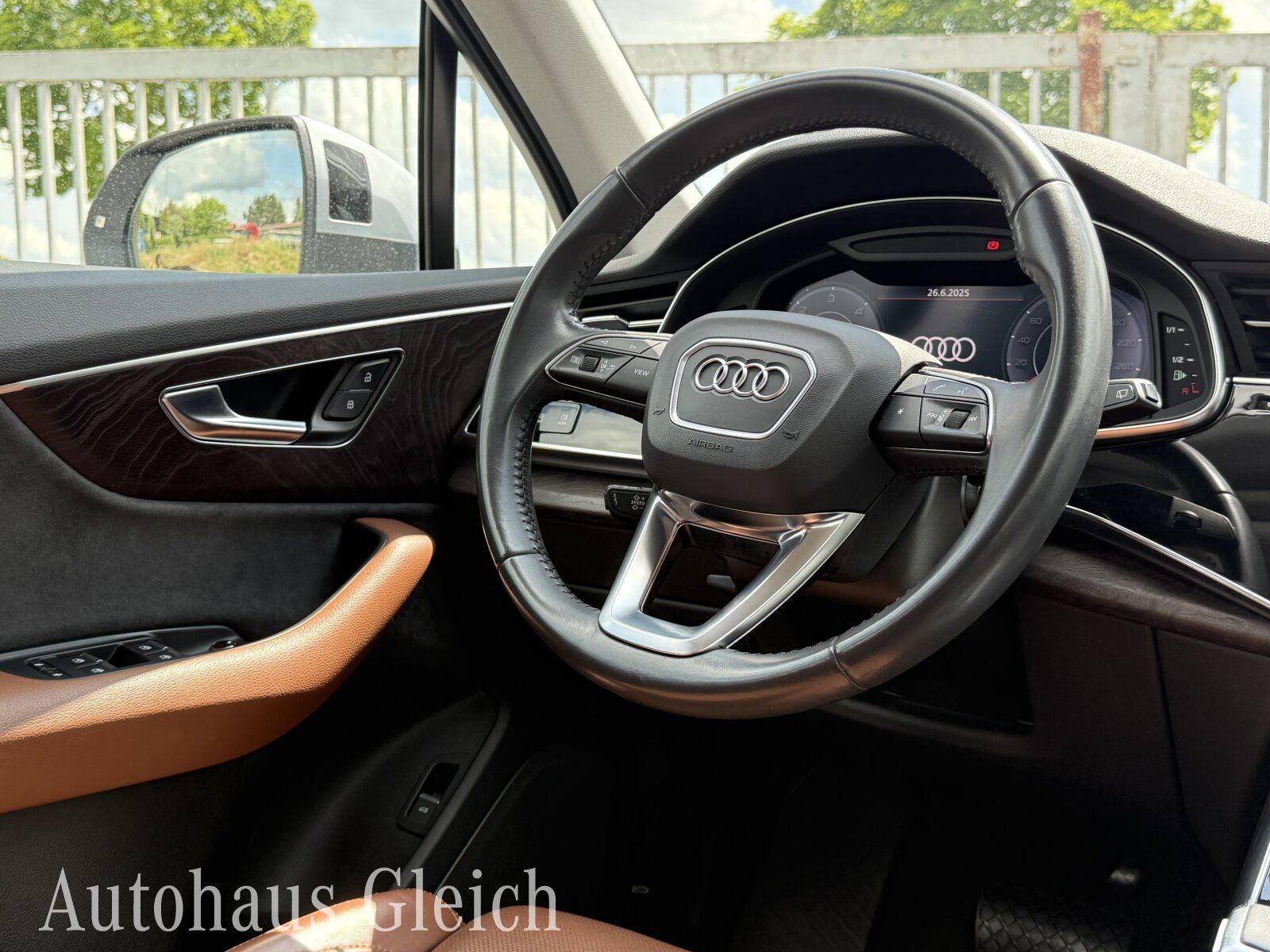 Fahrzeugabbildung Audi Q7 50 3.0 TDI quattro basis (EURO 6d)