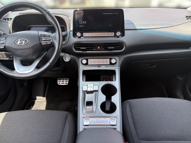 Fahrzeugabbildung Hyundai KONA Trend Elektro 2WD +KLIMA+NAVI+PDC+ACC+UVM+