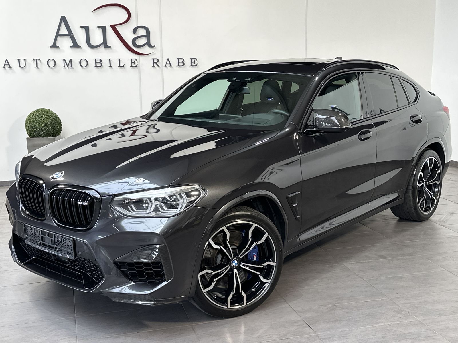 Fahrzeugabbildung BMW X4 M Competition NAV+LED+HEADUP+PANO+360°+21ZOLL