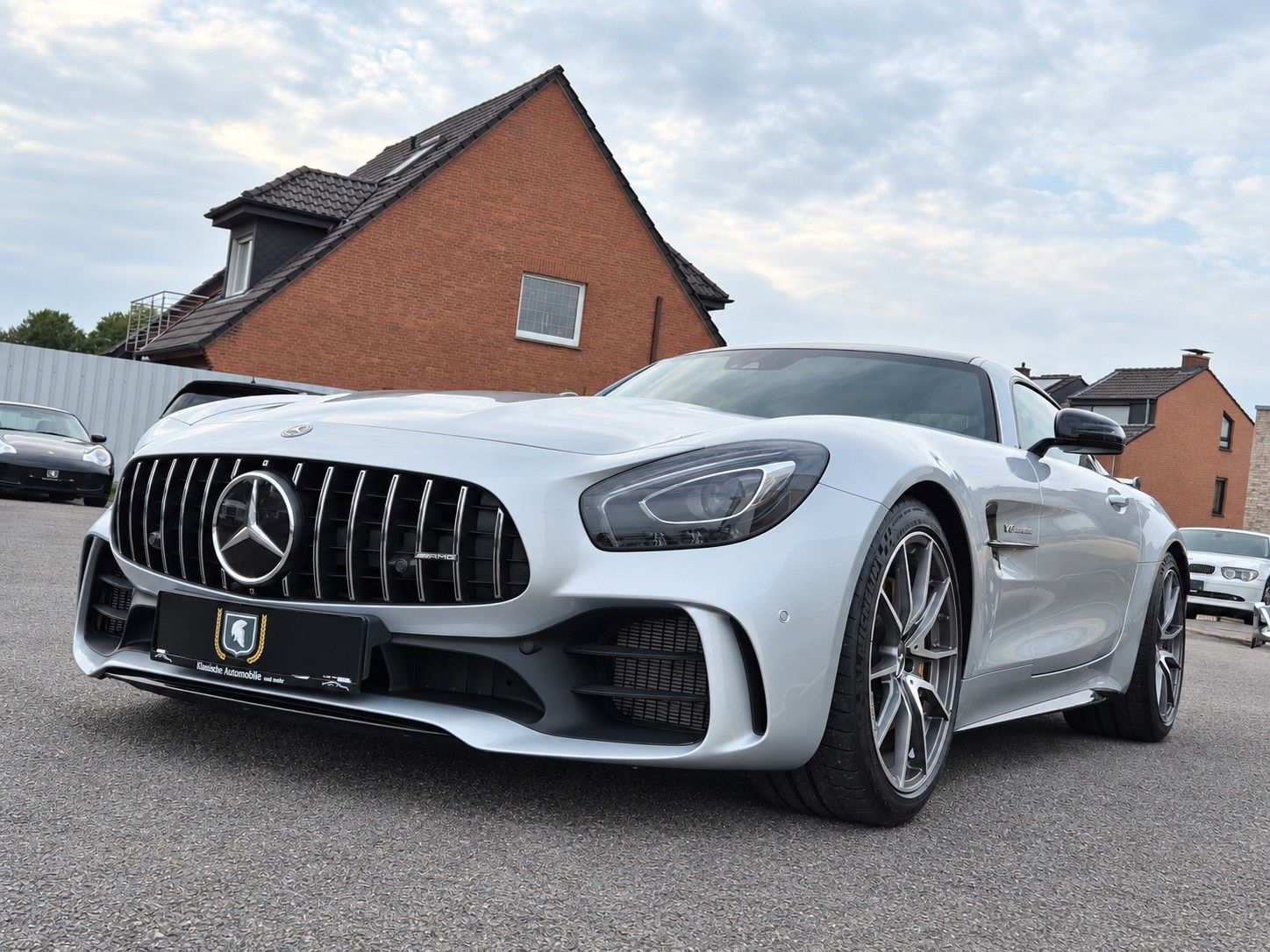 Fahrzeugabbildung Mercedes-Benz AMG GT R Coupe/Orig. 590 km! Neuwagen
