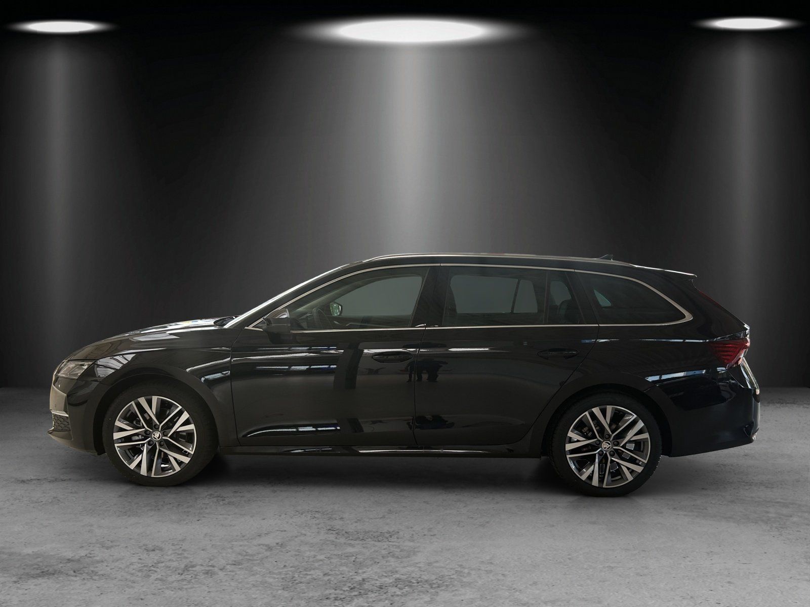 Fahrzeugabbildung SKODA Octavia Combi Selection 2,0 TDI 110 kW DSG