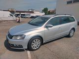 Volkswagen Passat 1.4 benziner 122 PS - Volkswagen Passat aus 2011: Kombi