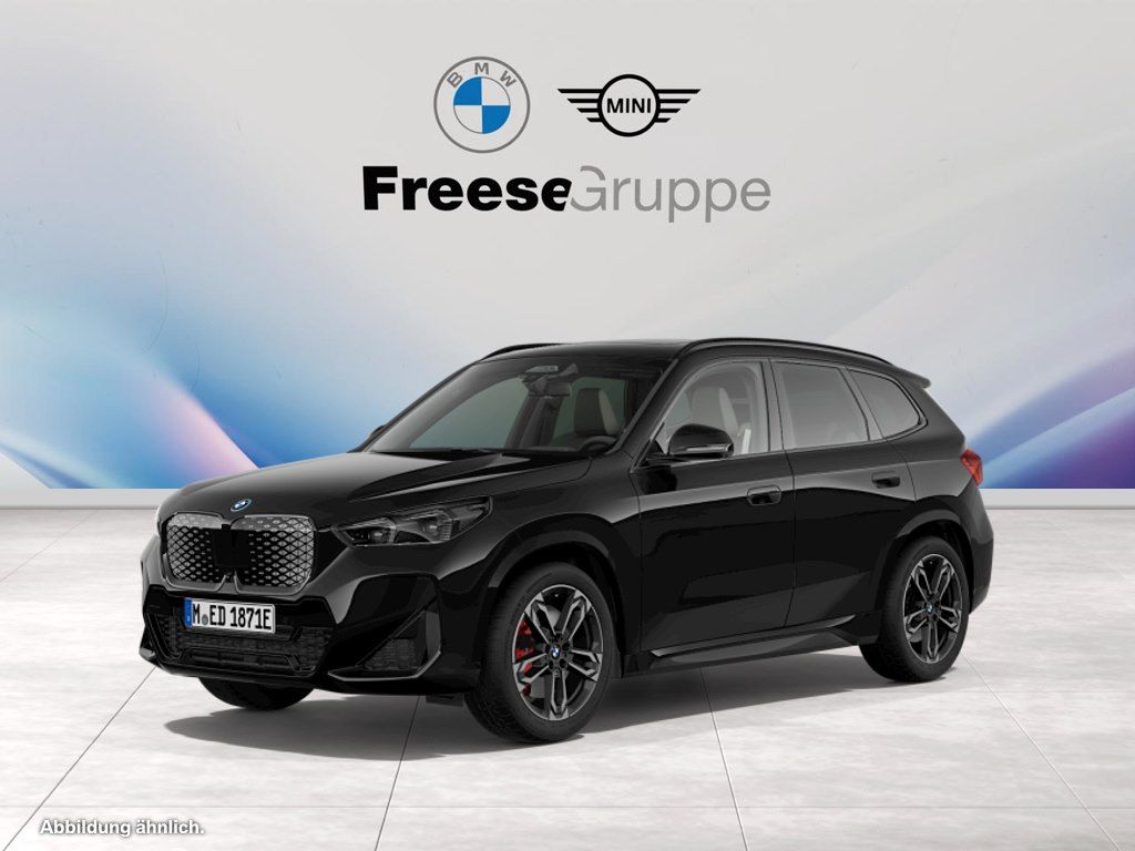 BMW iX1 xDrive30