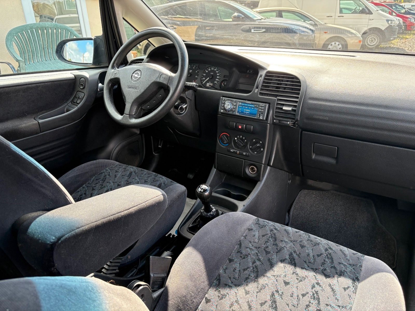 Fahrzeugabbildung Opel Zafira 1.6 16V Klima 7-Sitzer AHK *KEIN TÜV*