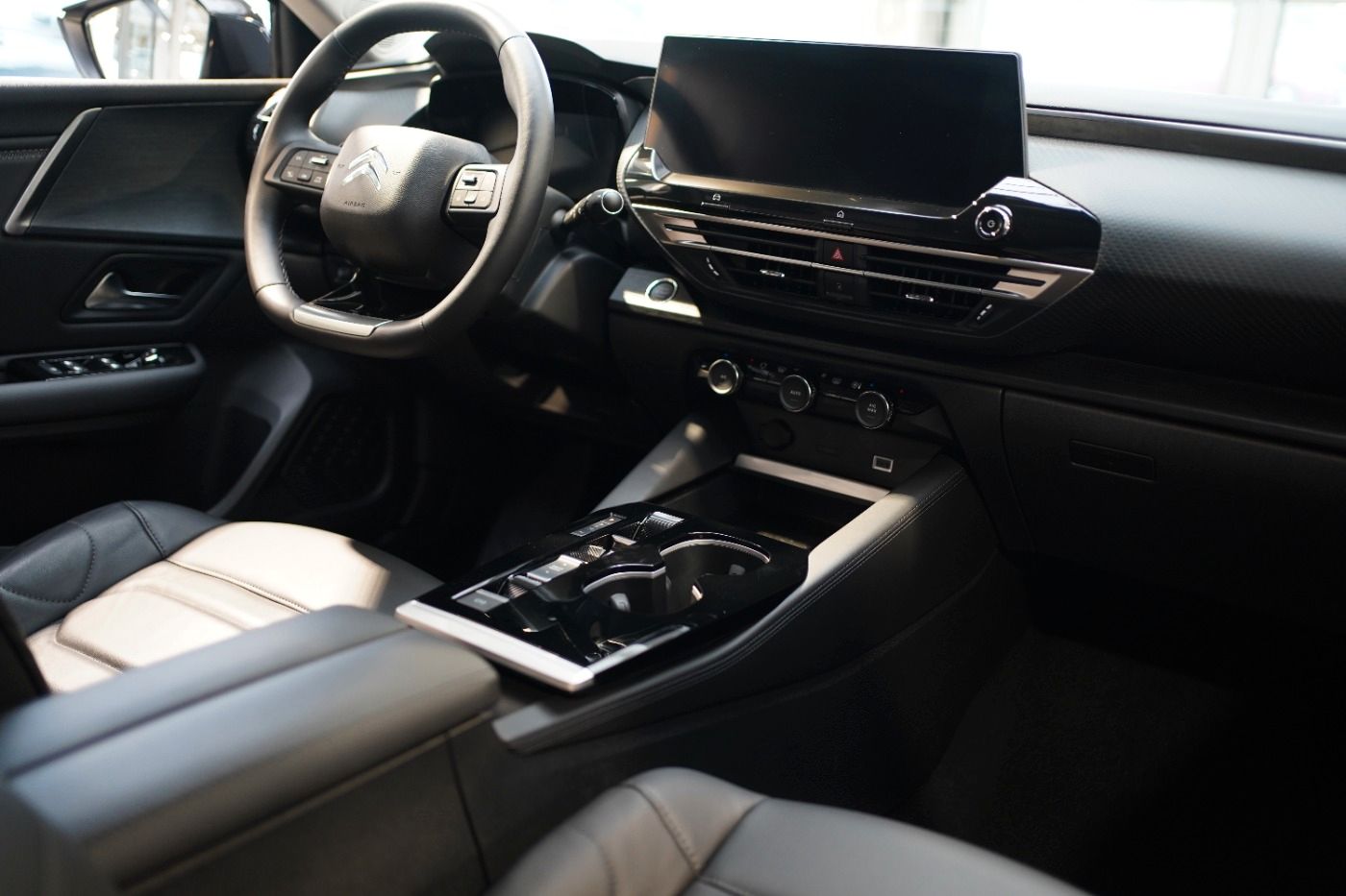 Fahrzeugabbildung Citroën C5 X PureTech 130 EAT8 Plus Automatik Leder Navi