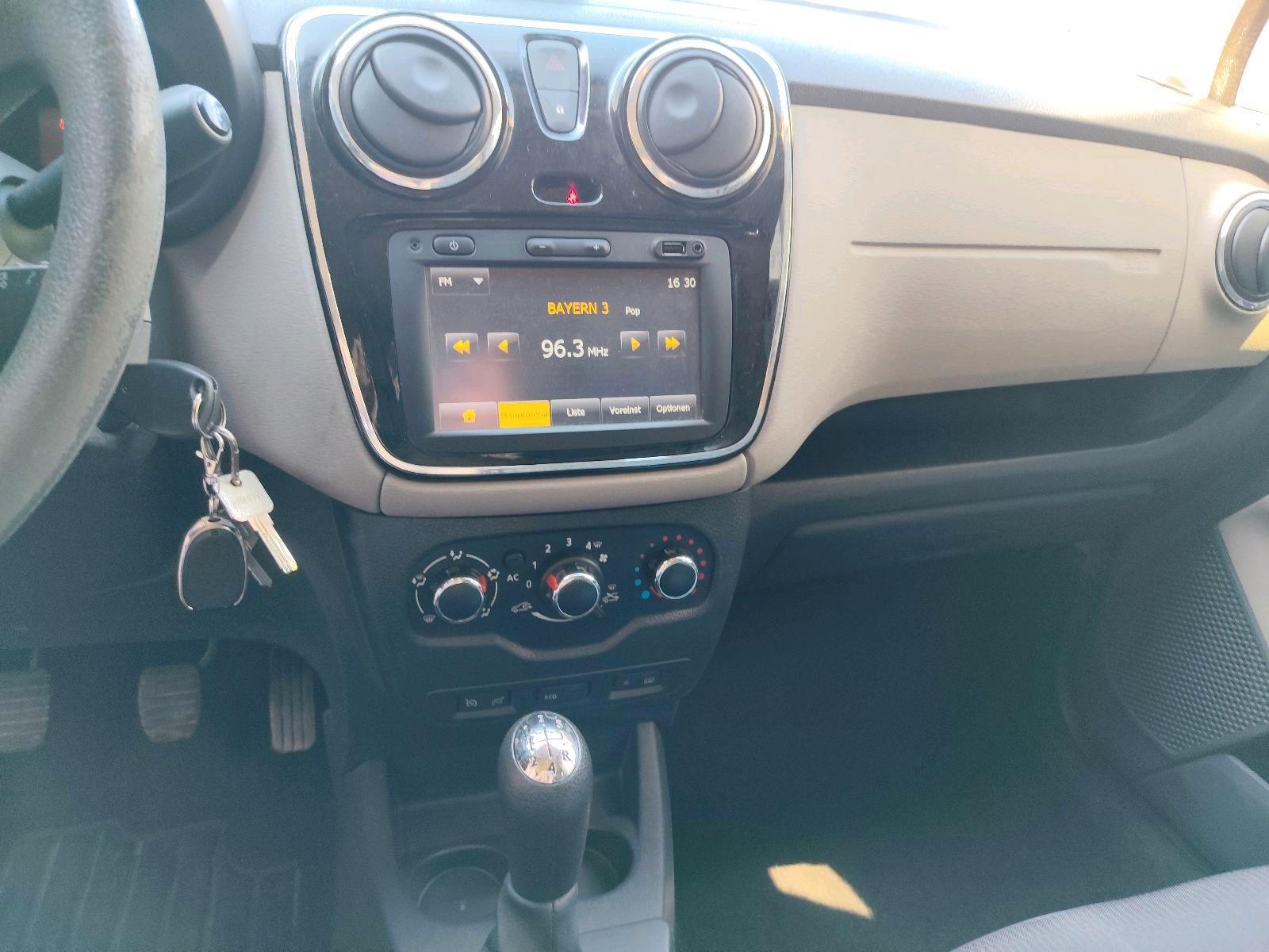 Dacia Lodgy 2014 — photo 7