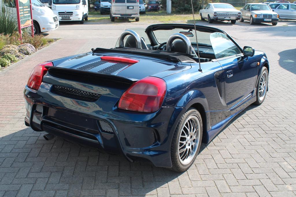 Toyota MR 2