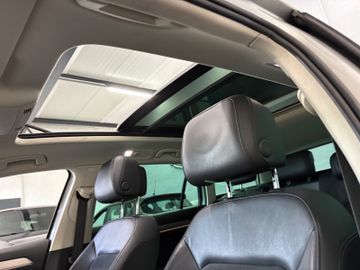 Volkswagen Passat Variant - 12