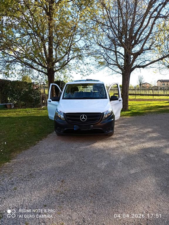 Image of Mercedes-Benz Vito