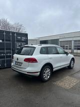 Volkswagen Touareg 4.2 V8 TDI-8-Fach bereift-Top Zustand - Volkswagen Touareg V8tdi mit Diesel-Antrieb