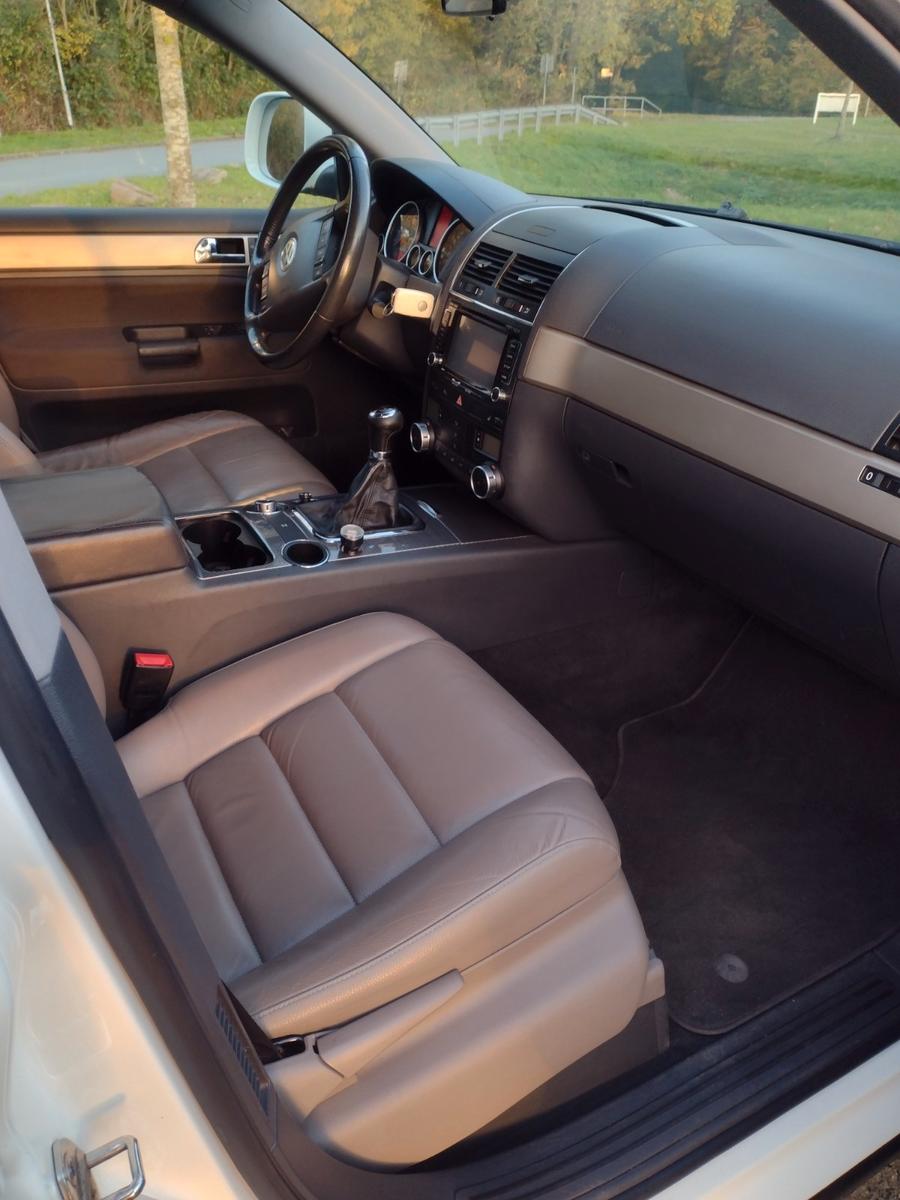 Volkswagen Touareg 2008 — engine 2.461 cm³, 174 HP (128kW)