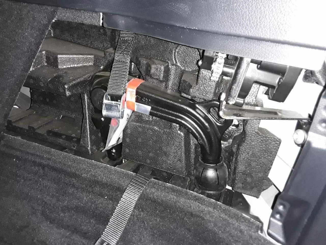 Fahrzeugabbildung Mercedes-Benz V 300 d 4MATIC EXCLUSIVE AMG Panorama AHK2,5to