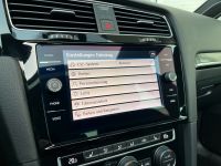 VW Golf 7 R 2.0 TSI DSG 4M 2.HD NAV PANO KAM MATRIX bei Autohaus Landmann & Maier OHG