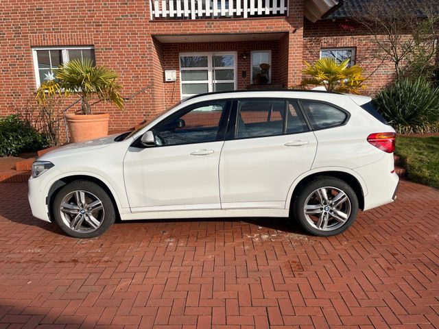 BMW X1 sDrive 18 d M Sport Head Up SHZ Harman Kardon