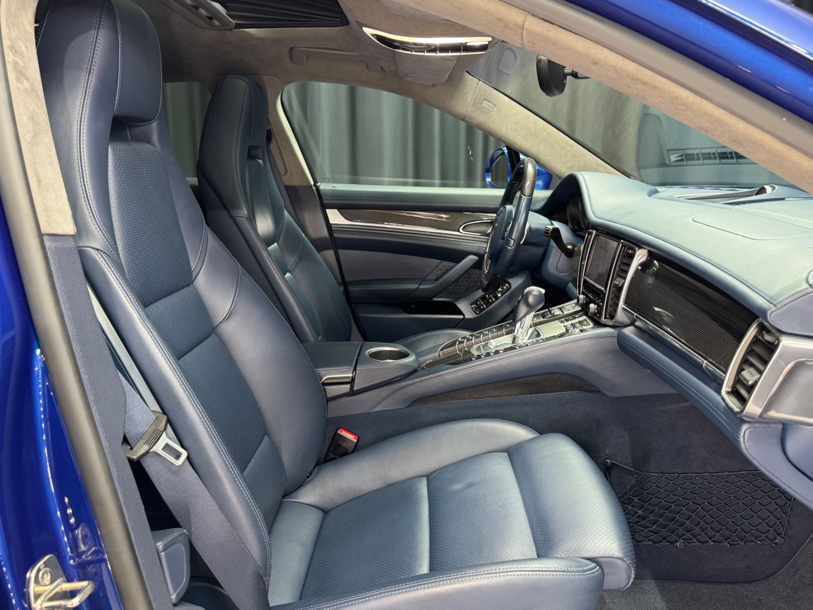 Fahrzeugabbildung Porsche Panamera Turbo|CERAMIC|CARBON|1.HAND|EXCLUSIVE|