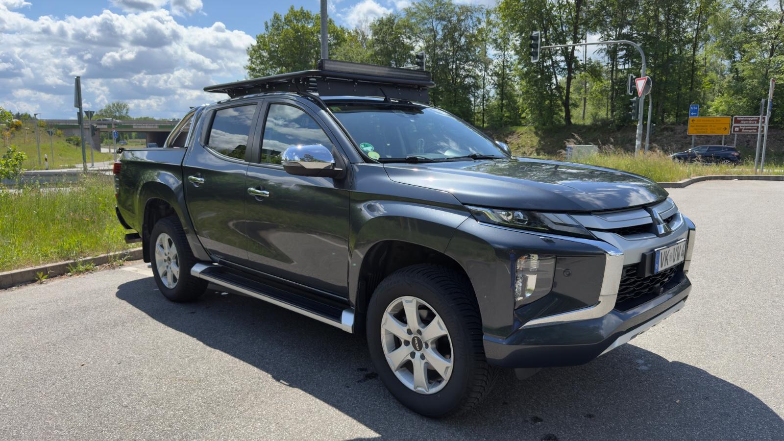 Mitsubishi L200 Vollaustattung Leder Top Navi