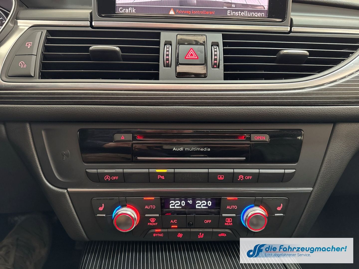 Fahrzeugabbildung Audi A6 3.0 TDI quattro S line Sportpaket HUD Luftfed
