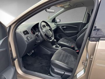 Volkswagen Polo 1.2 TSI DSG Cross *2XPDC*SHZ*NAV*XENON* ALU