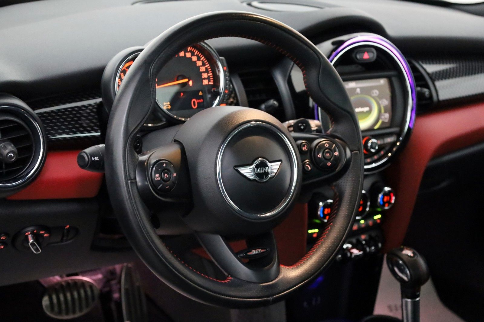 Fahrzeugabbildung MINI COOPER S JCW Umbau,Leder,Panorama,LED,SH