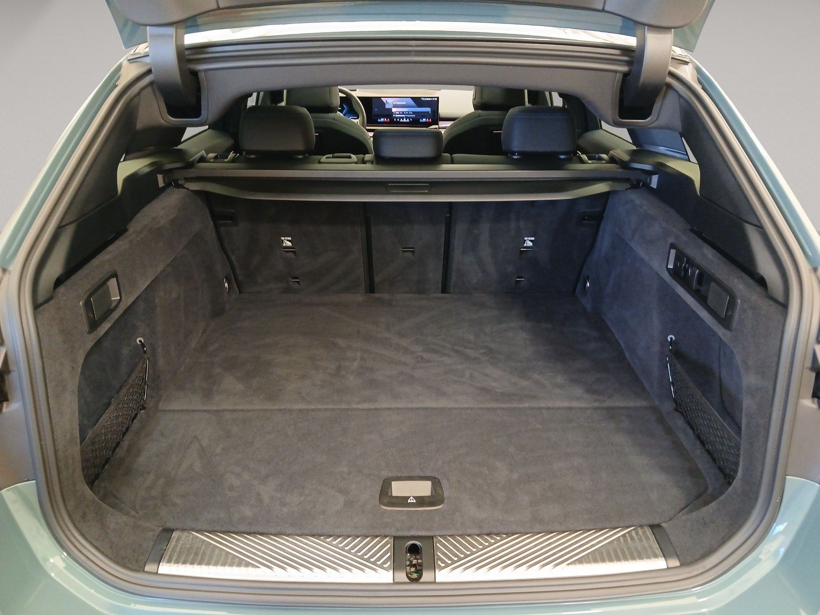BMW i5 eDrive40 Touring M Sport LiCoPr DAPr PA+ AHK foto 13
