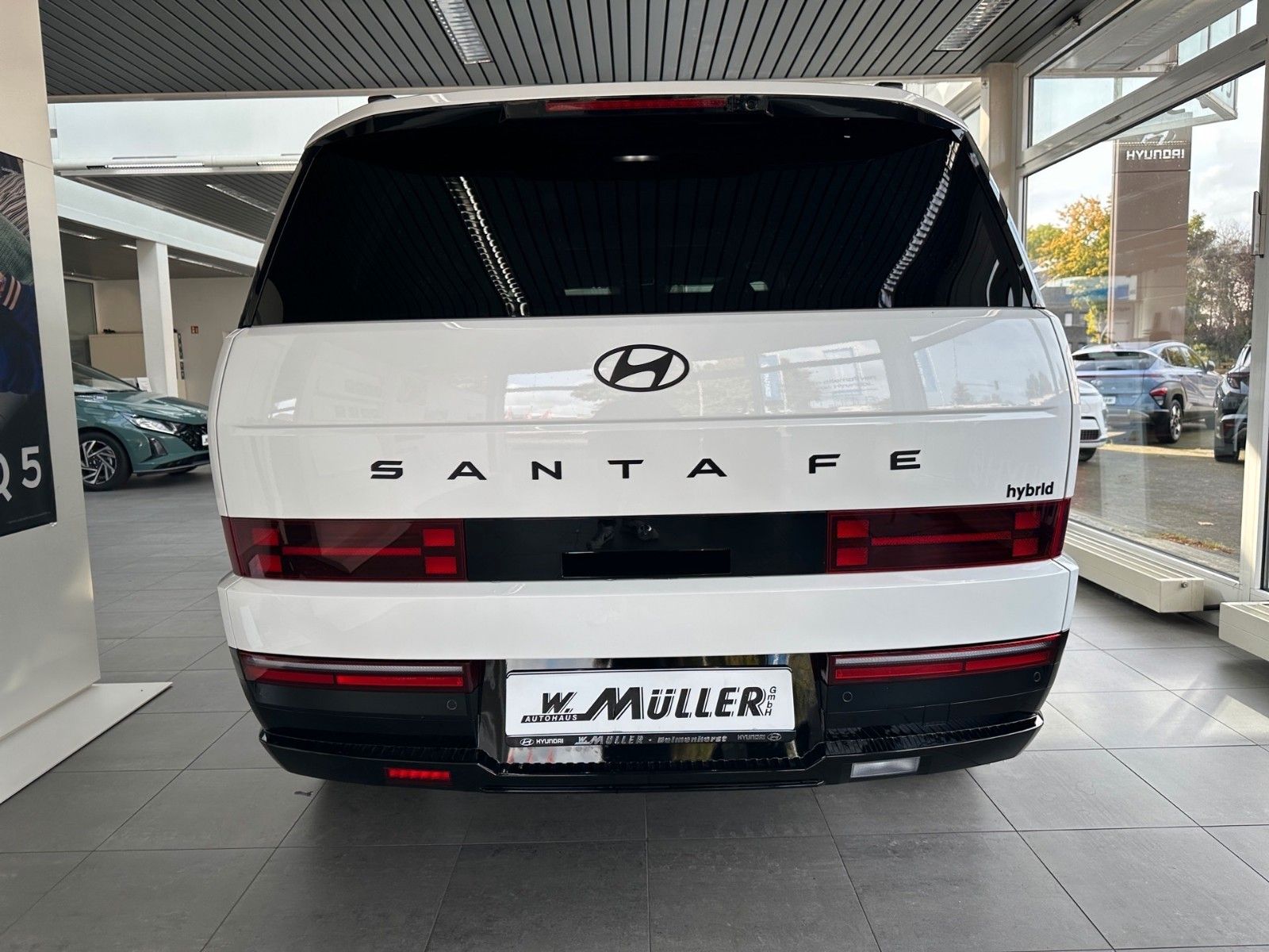 Fahrzeugabbildung Hyundai Santa Fe Hybrid Allrad Blackline