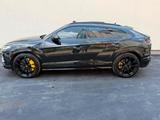 Lamborghini Urus**VOLLAUSSTATTUNG** - schwarze Lamborghini Urus