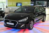 Hyundai i30 cw Premium*LEDER*SHZ*KLIMAAUT*PDC*NAVI*LED* - Hyundai Gebrauchtwagen in Bonn